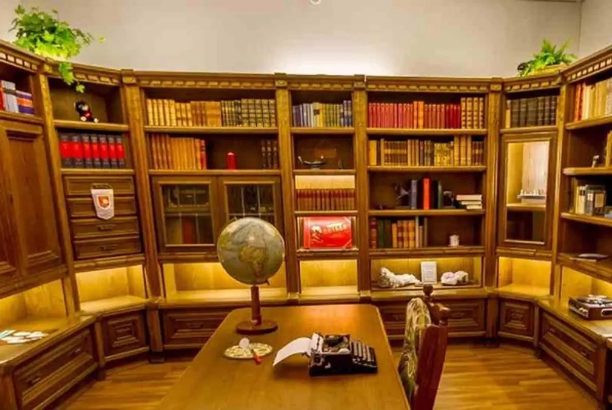 Die geheimnisvolle Bibliothek